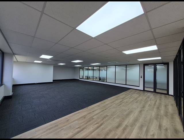 214M² OFFICE TO LET IN SANDOWN